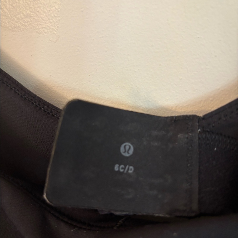 Lululemon Black Sports Bra - Picture 3 of 3